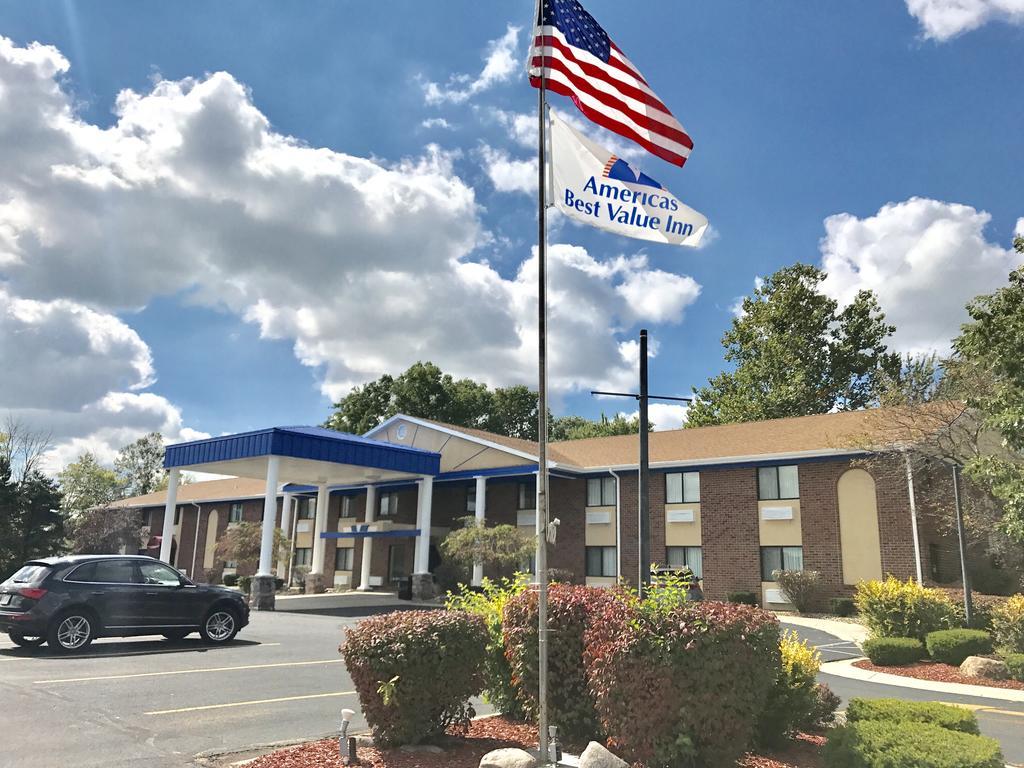 Americas Best Value Inn & Suites - Bluffton Екстериор снимка