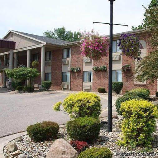 Americas Best Value Inn & Suites - Bluffton Екстериор снимка