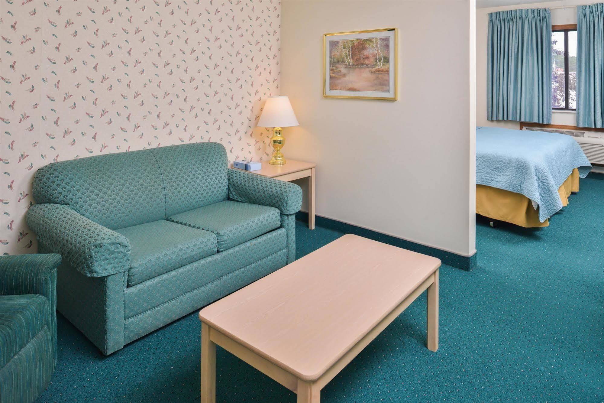 Americas Best Value Inn & Suites - Bluffton Екстериор снимка