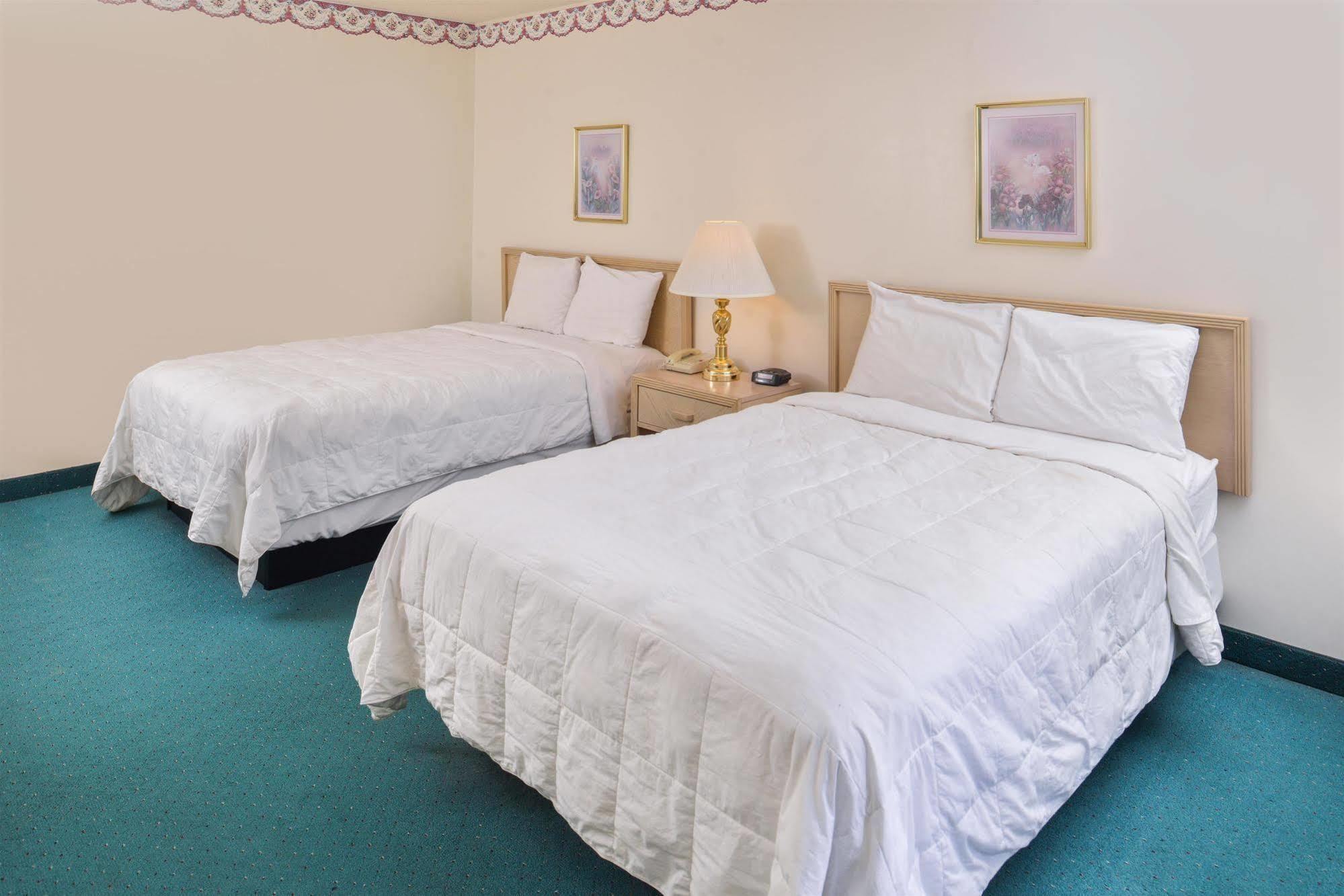 Americas Best Value Inn & Suites - Bluffton Екстериор снимка